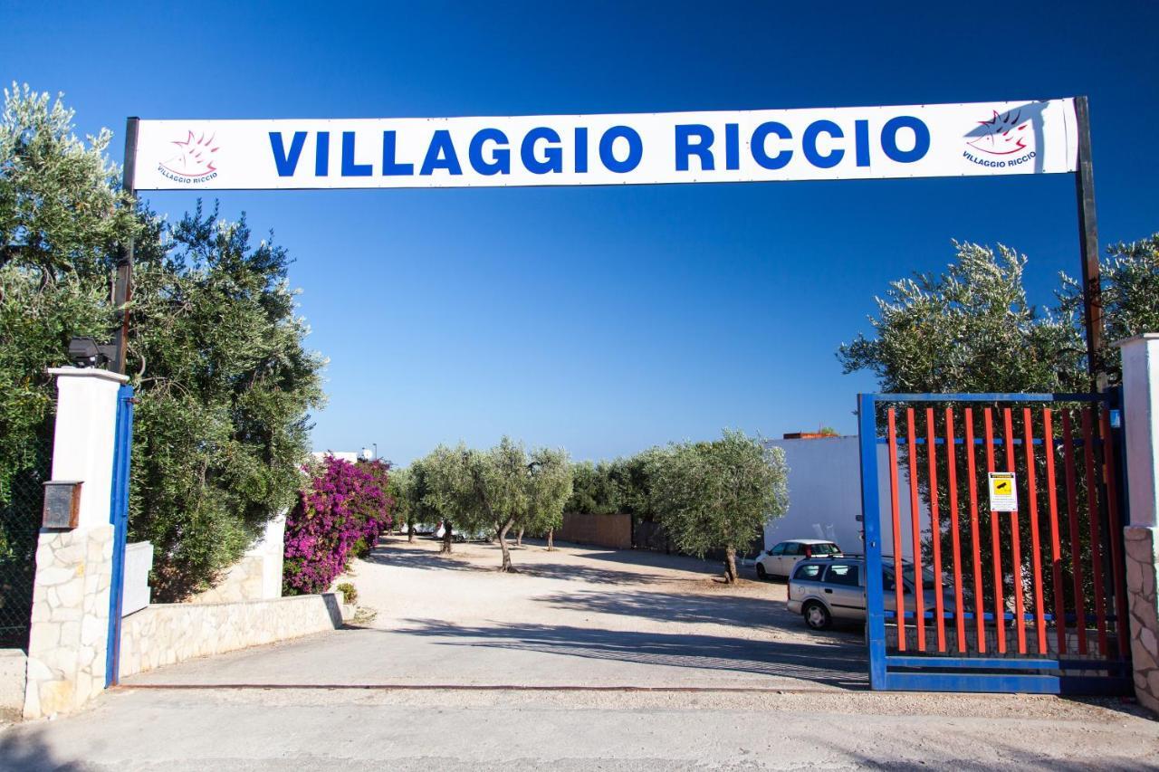 Apartments Villaggio Riccio Mattinata Exterior foto
